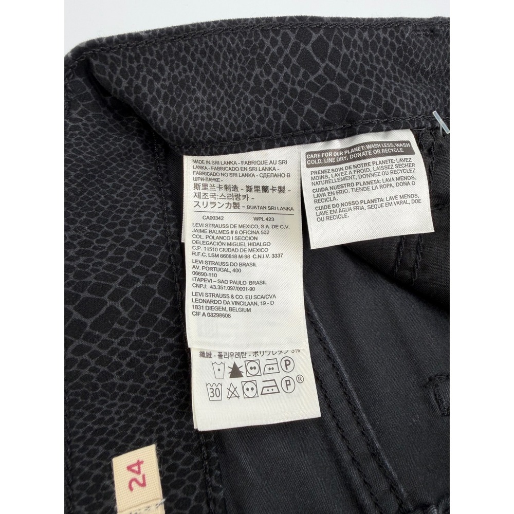 Levi's 720 High-Rise Super Skinny Jeans Womens 24 Black NWT Snakeskin Print - Picture 6 of 13